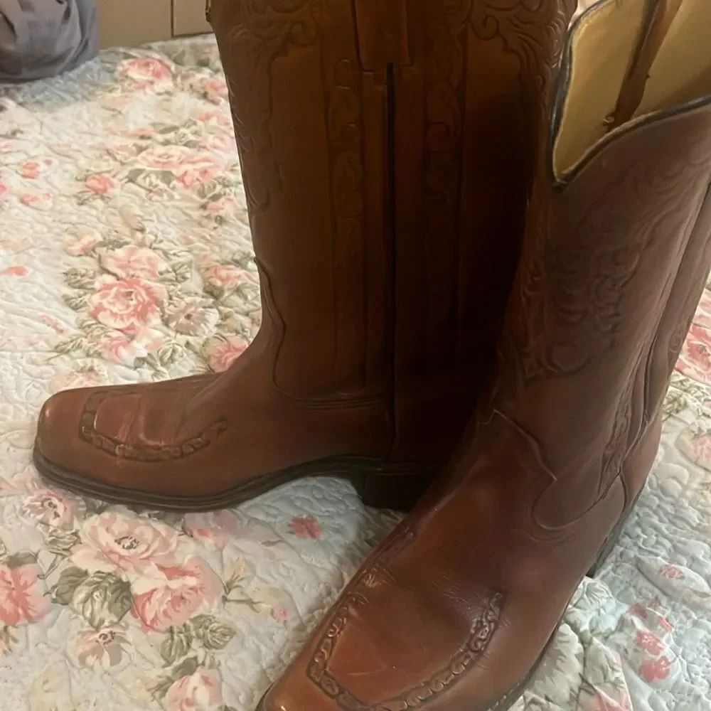 Vintage acme leather boots